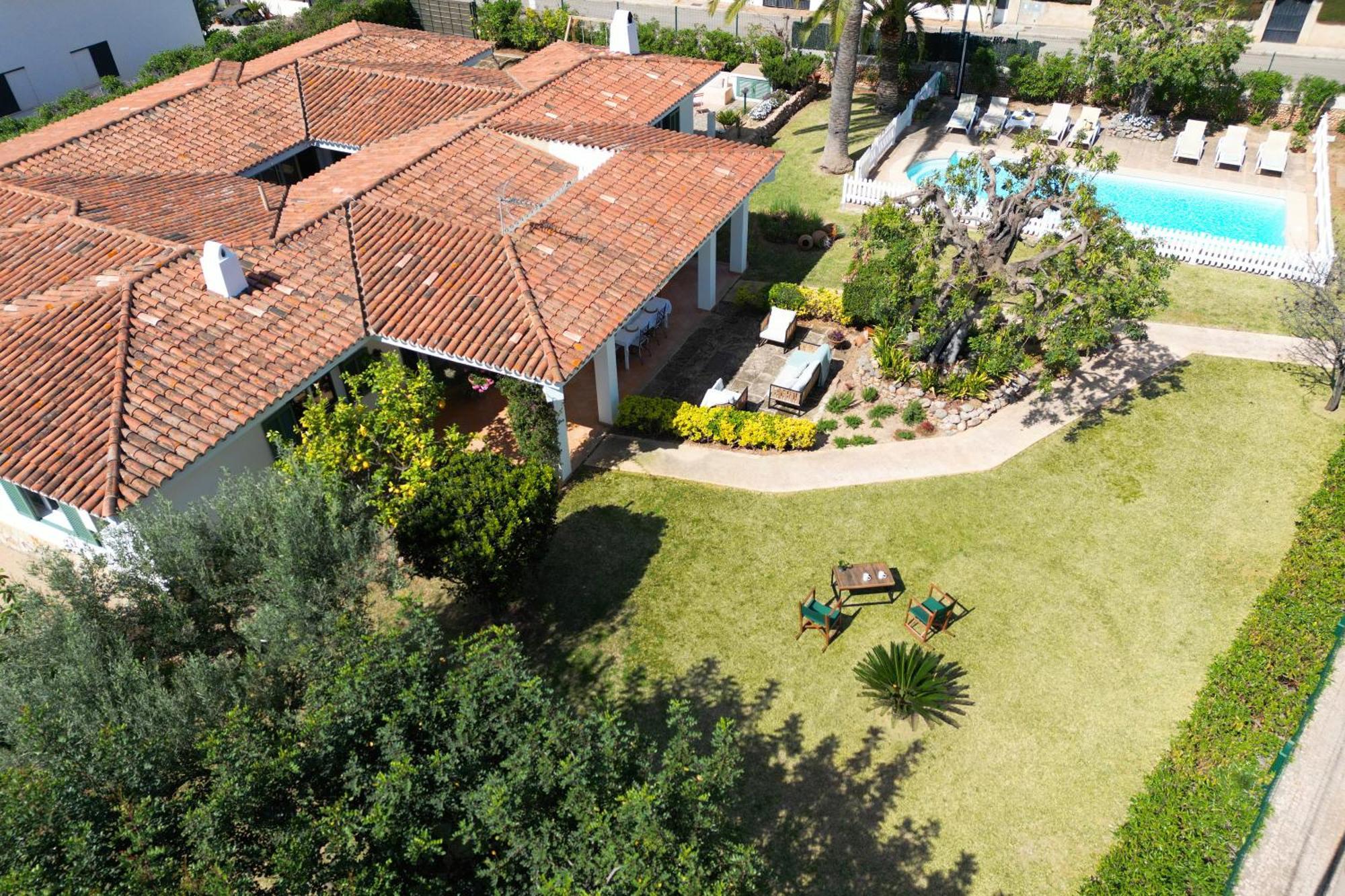 Ideal House For Two Families With Pool And Barbecue Plamanyola 외부 사진