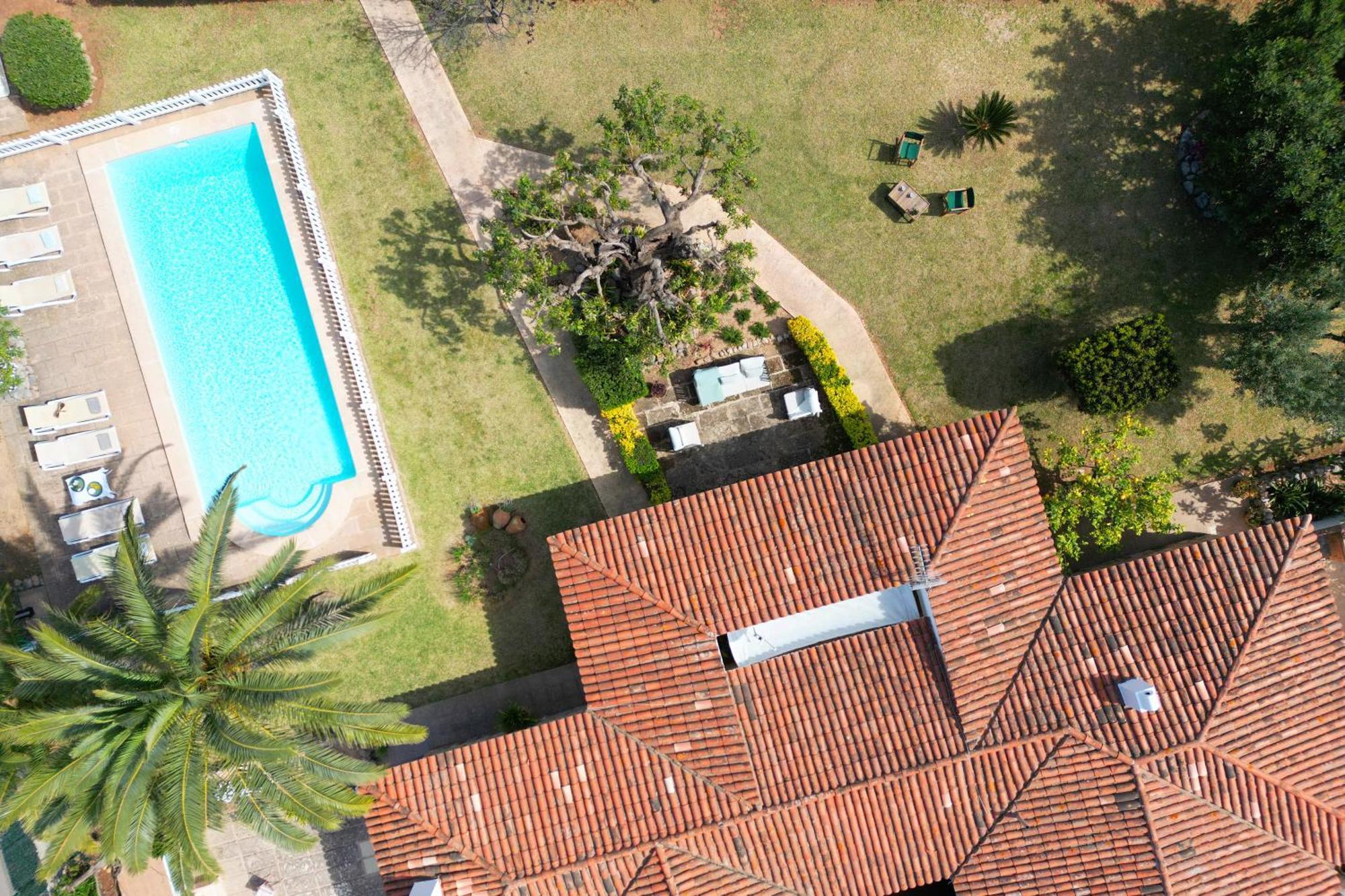 Ideal House For Two Families With Pool And Barbecue Plamanyola 외부 사진