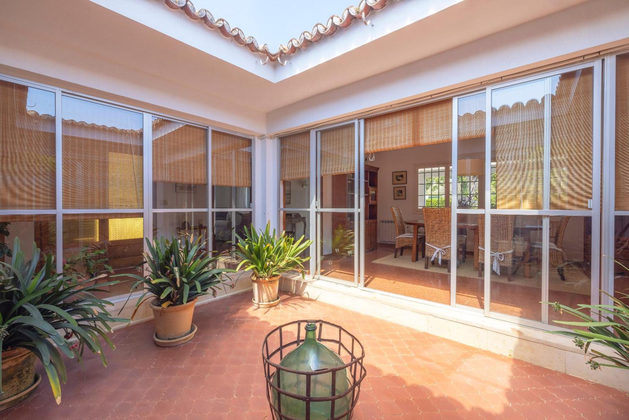 Ideal House For Two Families With Pool And Barbecue Plamanyola 외부 사진