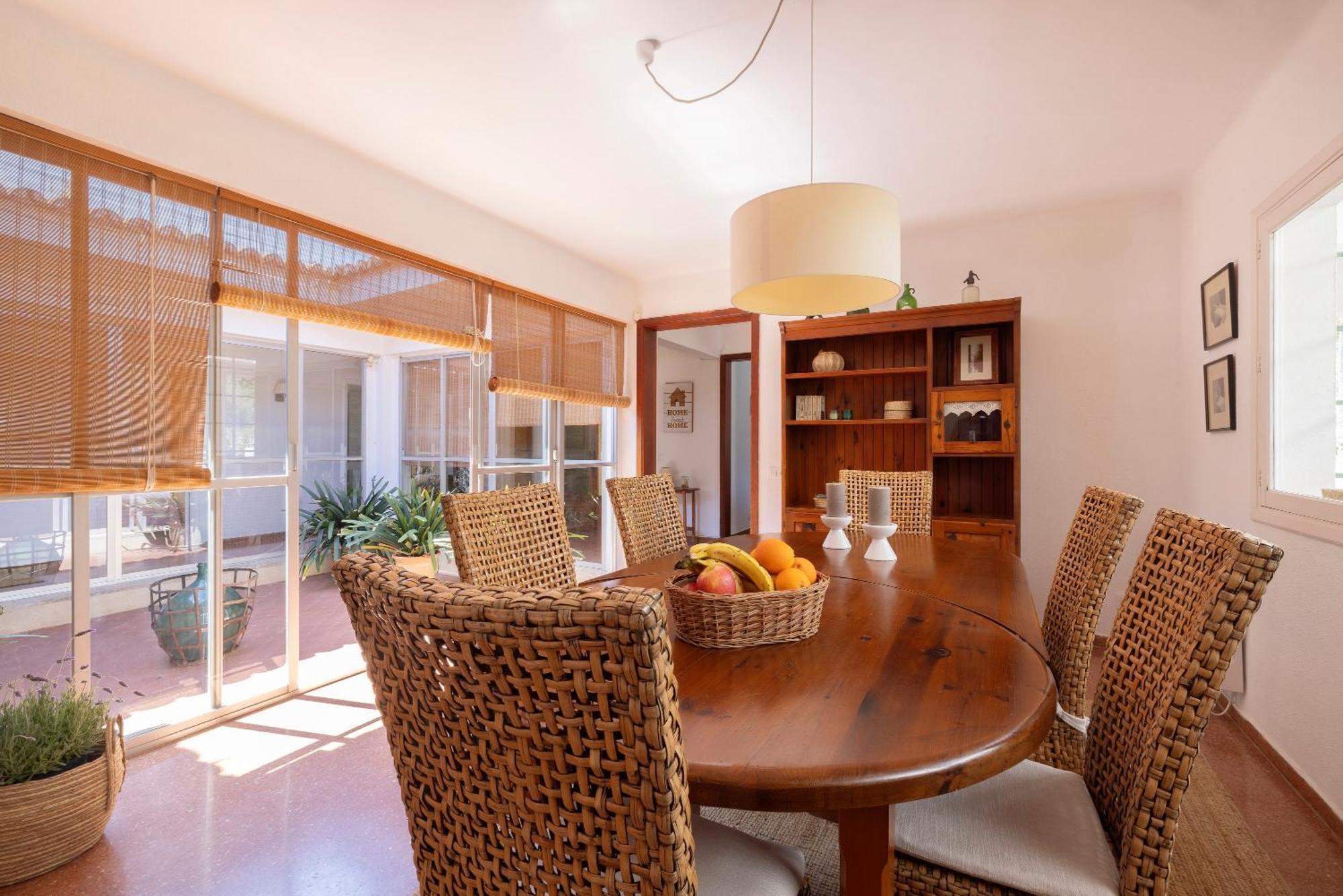 Ideal House For Two Families With Pool And Barbecue Plamanyola 외부 사진